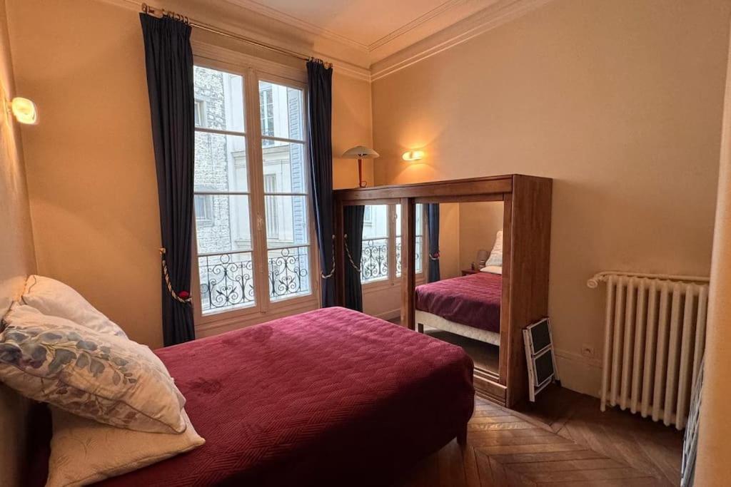 Apartment Grand Proche Champs Elysees Paris