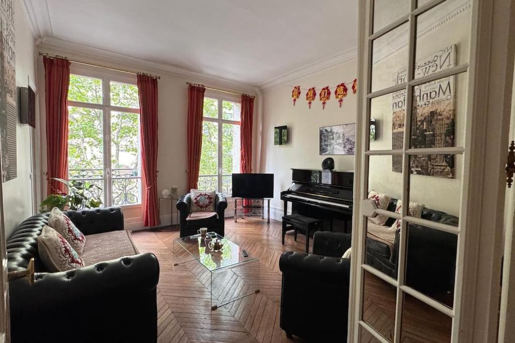 Apartment Grand Proche Champs Elysees
